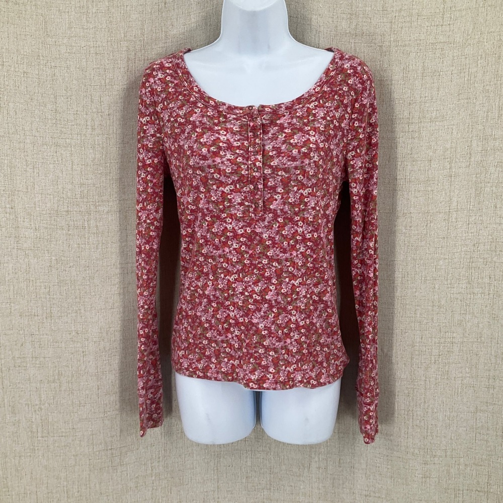 Lucky Brand Henley Top Womens Size M Red Floral Ribbed Knit Boho Classic Y2K